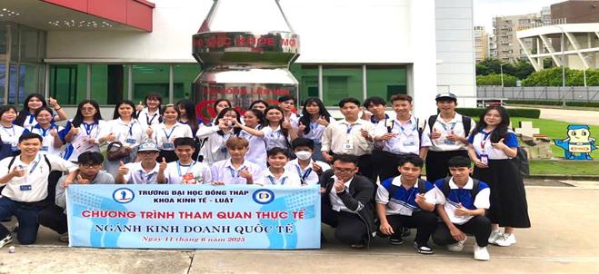 Trải nghiệm thực tế doanh nghiệp tại nhà máy YaKult hành trình học tập dáng nhớ của sinh viên ngành Kinh doanh quốc tế